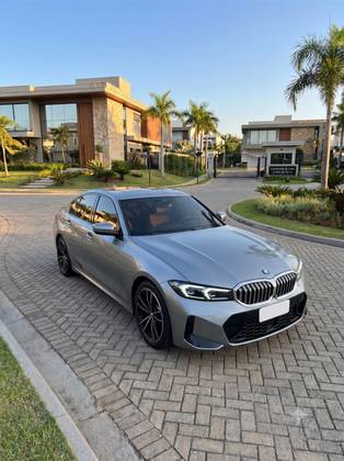 BMW 320i 2.0 16V TURBO FLEX M SPORT AUTOMÁTICO BMW 320i 2.0 16V TURBO FLEX M SPORT AUTOMÁTICO